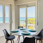 Le Terrazze Sul Mare Appartement *